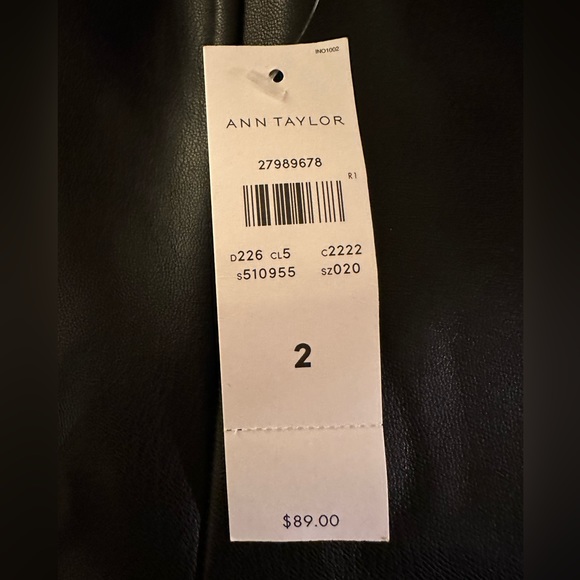 Ann Taylor- NWT- Black Faux Leather and material Pants/Leggings- Size 2 - Picture 2 of 8